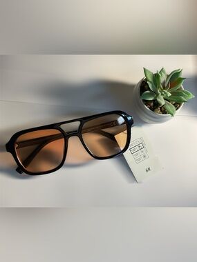H&M Black Frame Sunglasses with Brown Gradient Lenses
